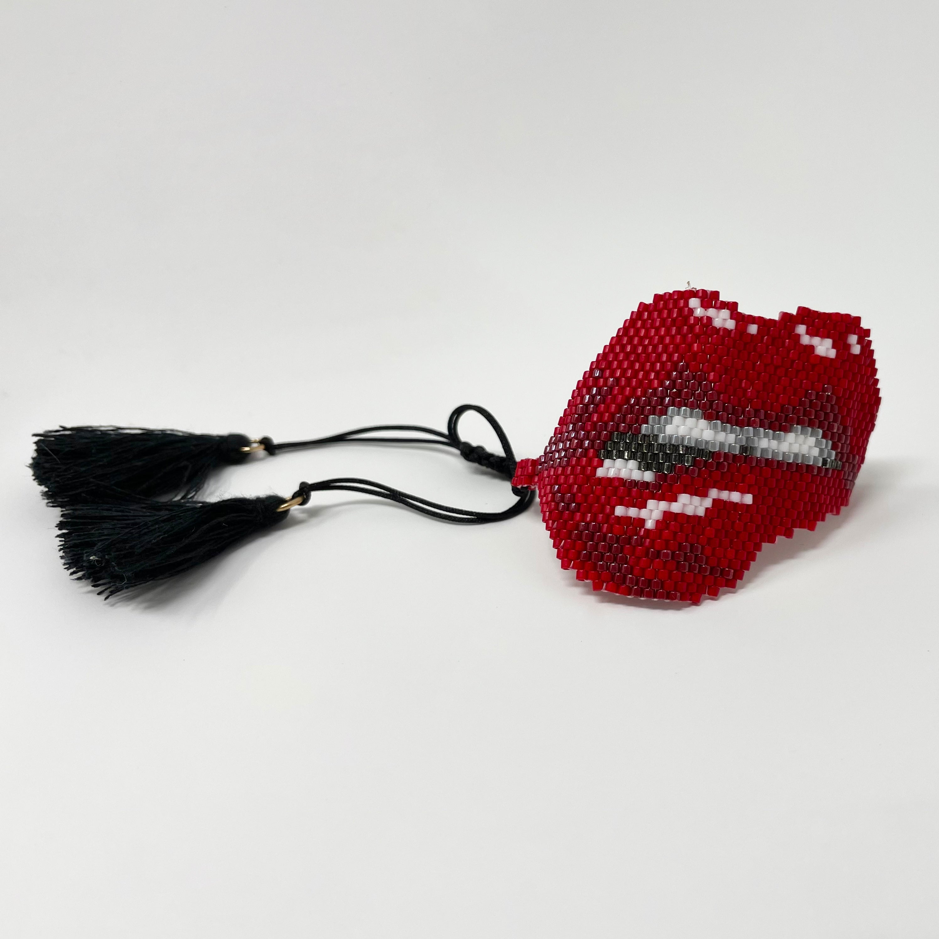 Biting Lips - Handmade Miyuki Beads Bracelet